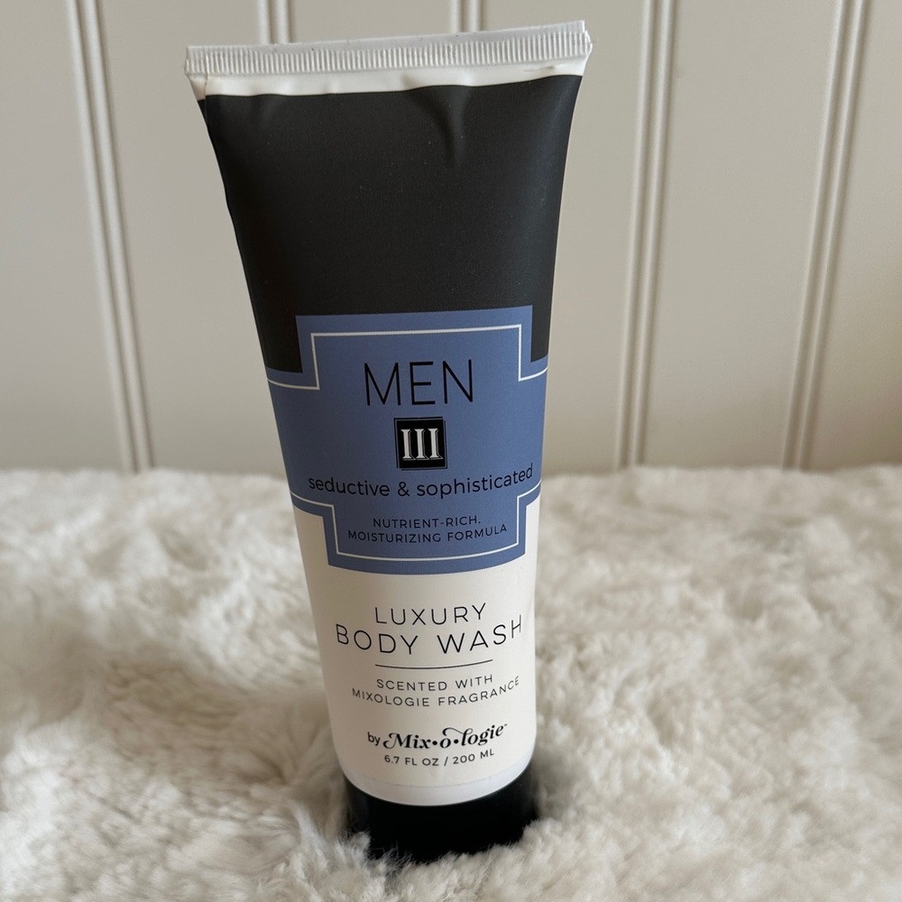 Mixologie Men III Luxury Body Wash - Black and Blue